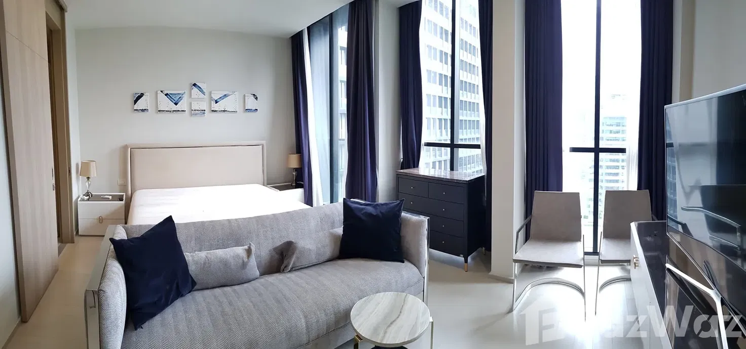 picture 1 Bedroom Condo for sale at Noble Ploenchit - 1/7