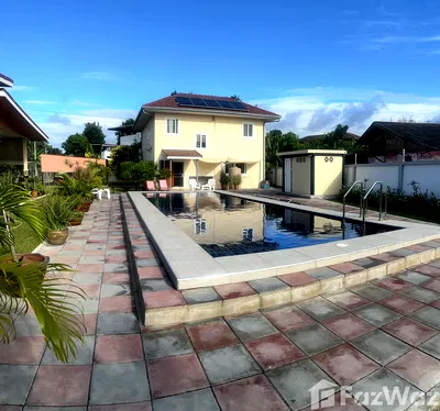 Houses for rent Pornprapanimit Road : 3 Bedroom Villa for rent in Nong Prue, Chon Buri