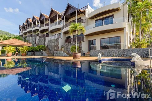 Stunning seaview townhouse with shared pool and garden.