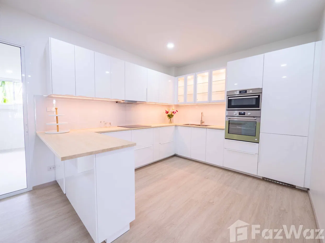 picture 3 Bedroom Townhouse for sale in Chalong, Phuket - 5/21
