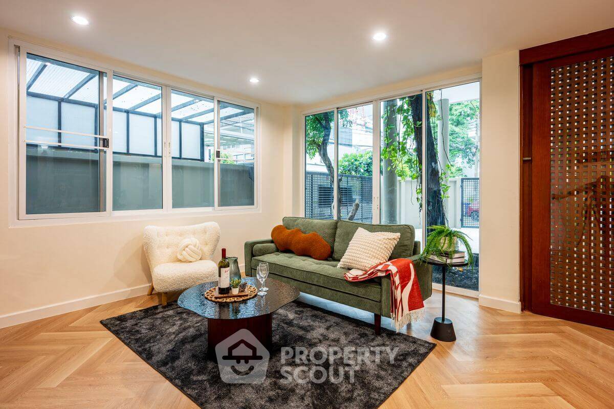 รูป บ้าน 5-ห้องนอน ใกล้ BTS หมอชิต (ID 2251804) - รูปที่ 26/32