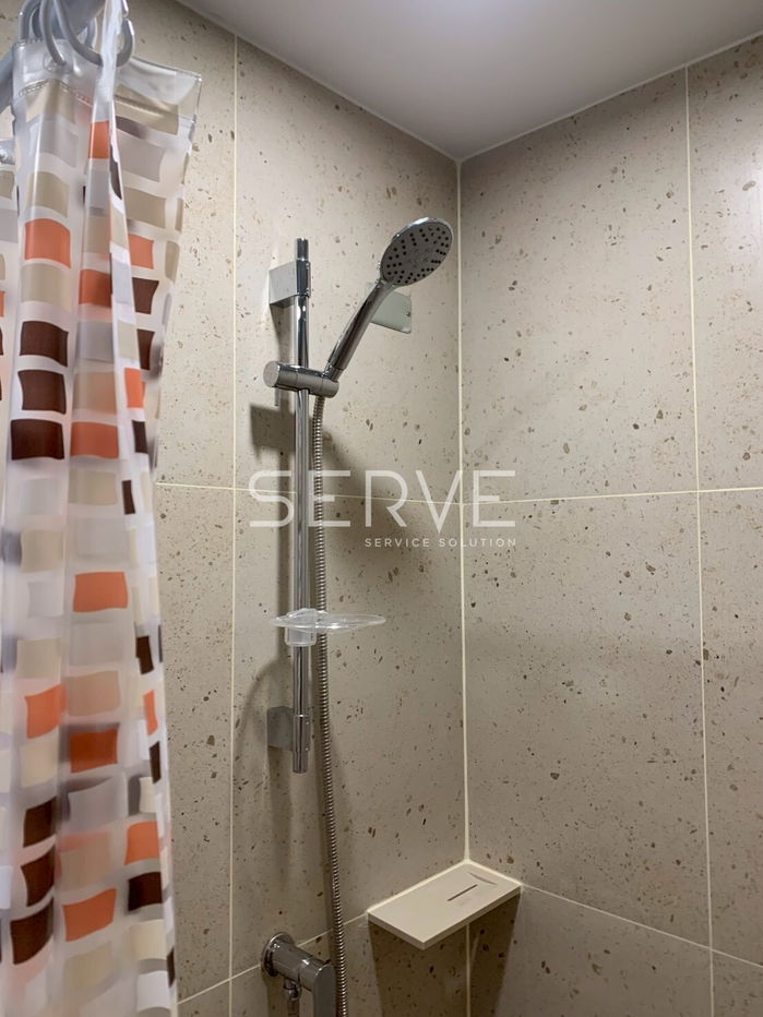picture 1 Bed 1 Bath Nice Room New Condo Good Location Next to BTS Khu Khot 100 m.  @ Nue Core Khu Khot Station - 3/6
