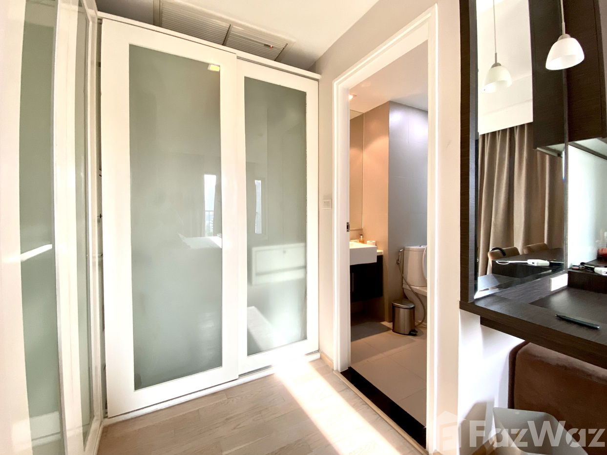 picture Stunning corner 1-bed, connected to BTS Thonglor - 6/10
