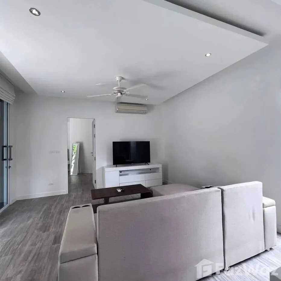 picture 3 Bedroom Villa for Sell or Rent at Signature Villas Naiharn - 5/10