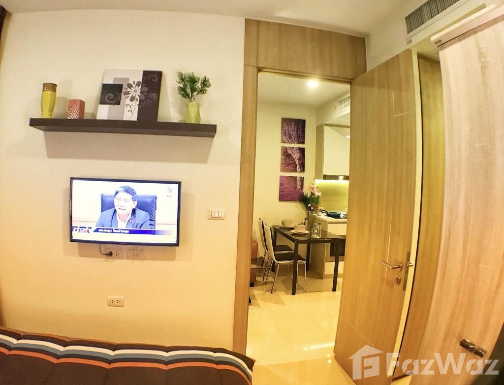picture 1 Bedroom Condo for sale at The Riviera Wongamat - 7/11
