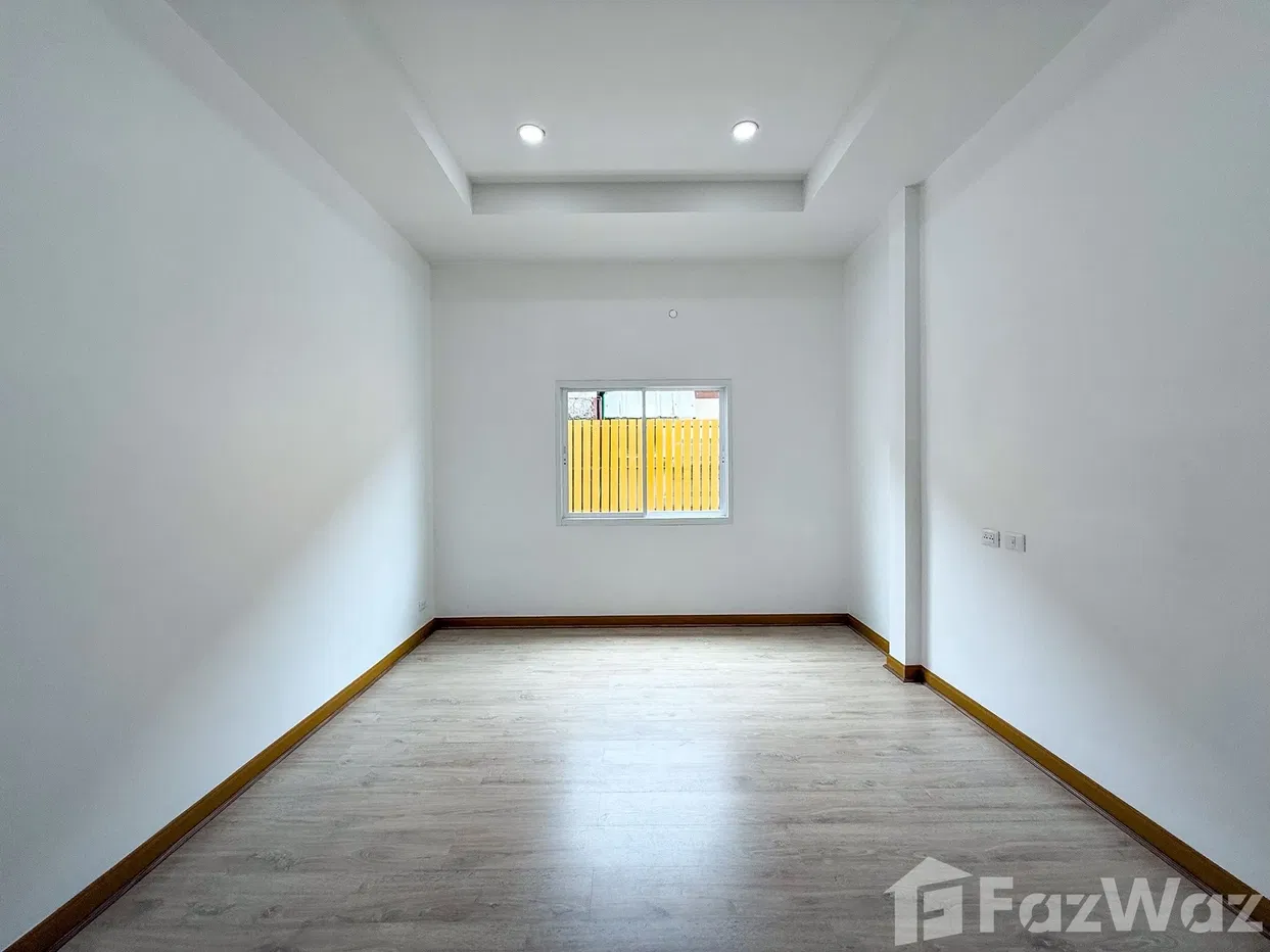 picture Newly Renovated House - 13/20