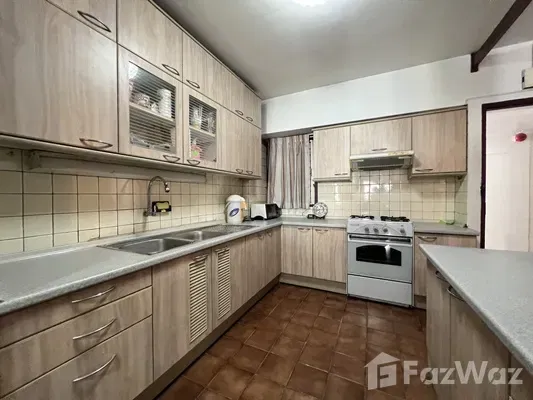 picture Sukhumvit condo near BTS Nana, city view, fully occupied. - 19/56