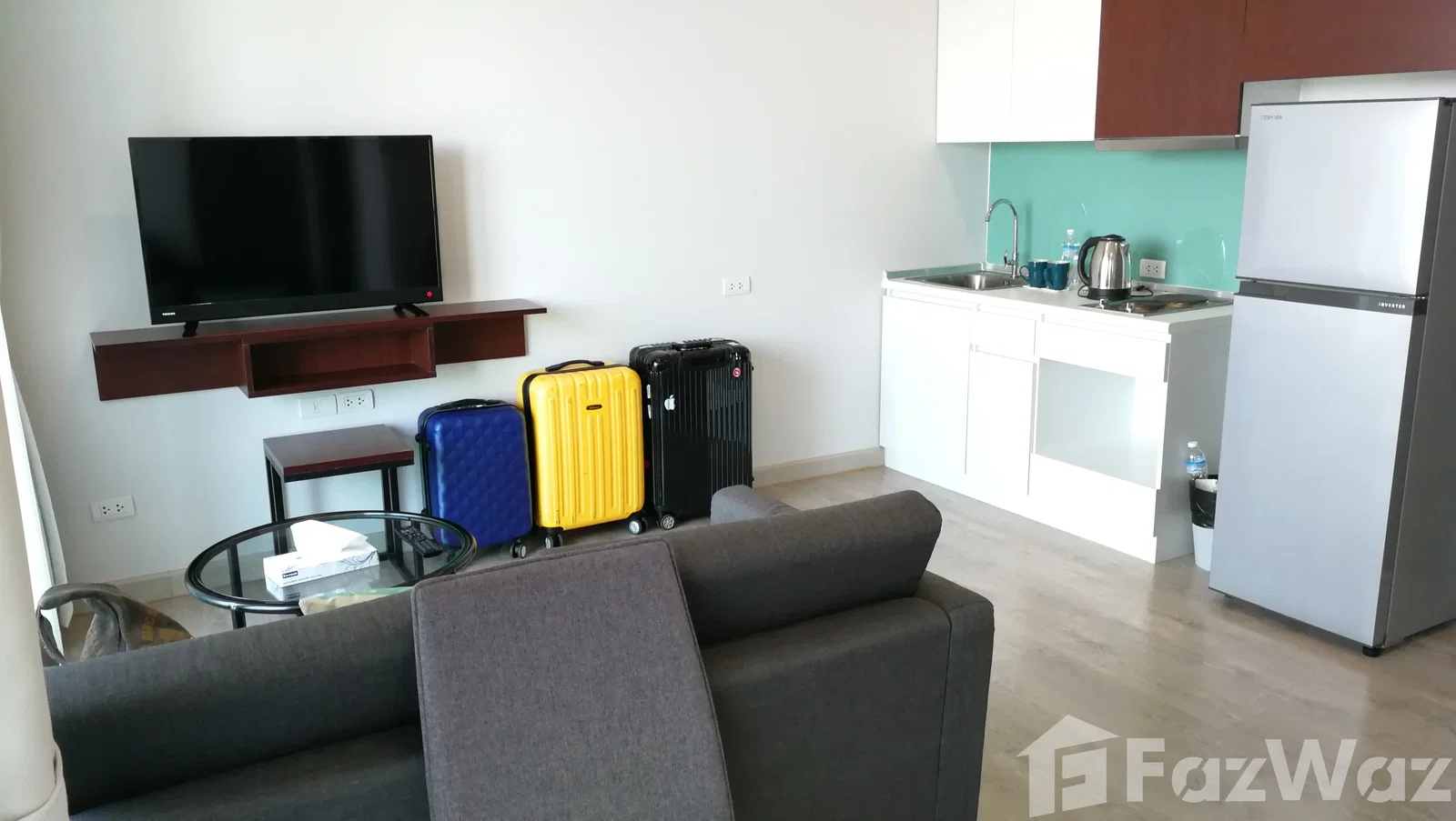 Welcome to Royal Lee The Terminal Phuket: 37.36 SqM of Limitless Potential! 149180