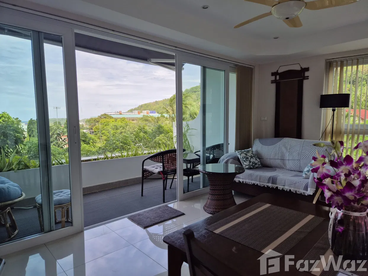 picture Seaview and Buddha hill view apartment - 1/8