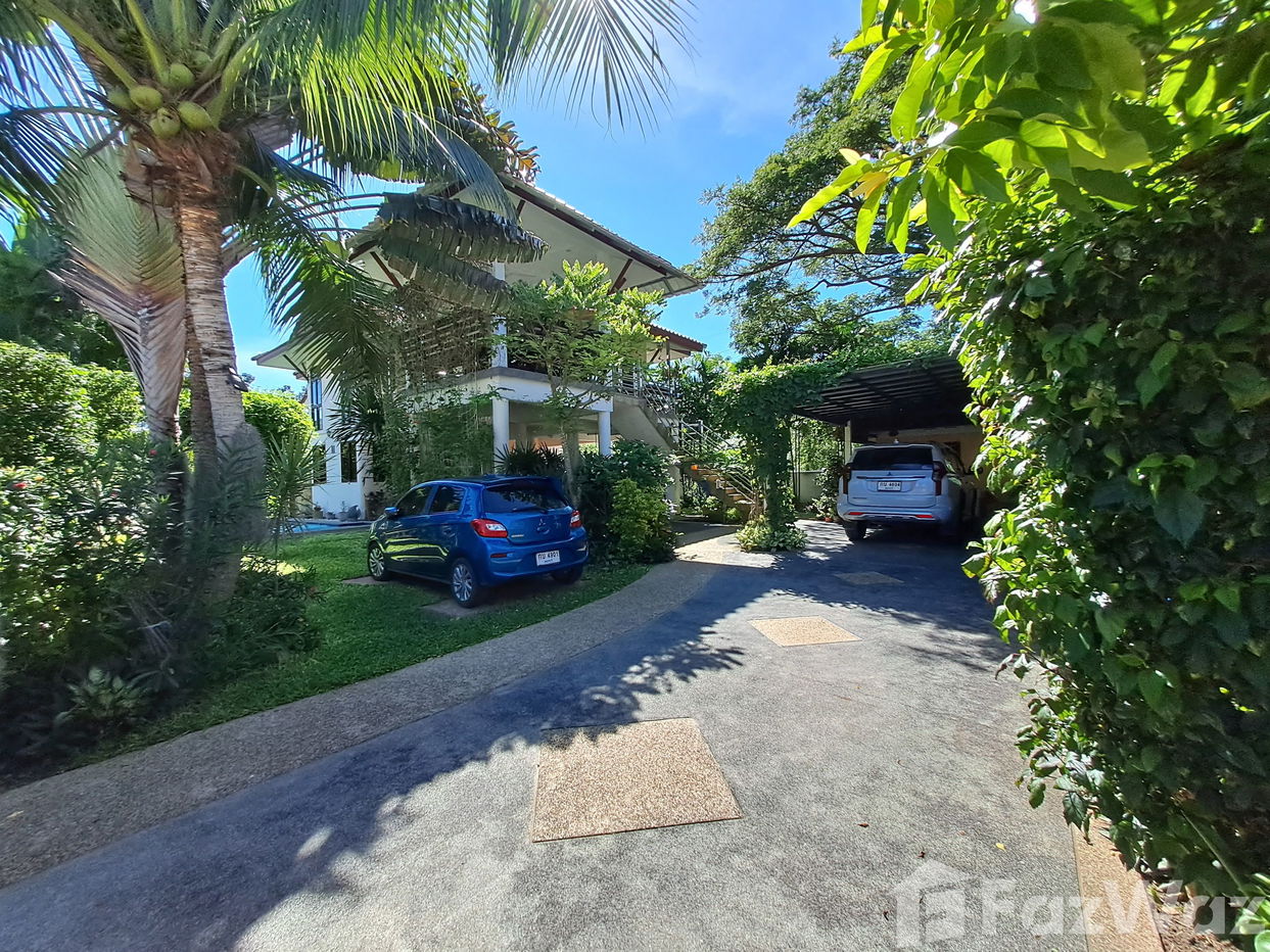 picture reduced! 4 Bedroom Villa at Royal Garden - 5/47