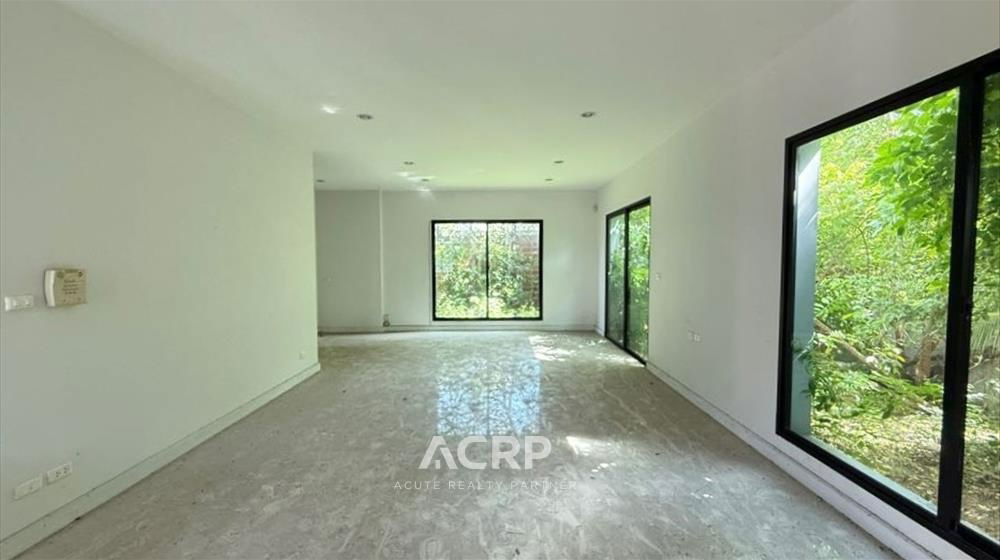 picture For Sale: 2-Storey Detached House at Serene Kanlapaphruek – Spacious Home at a Special Price! - 3/18