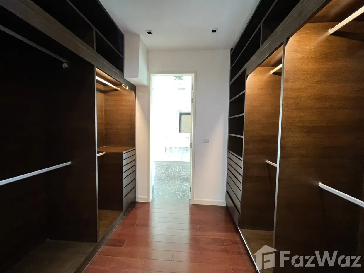 picture Le Raffine 39 – Luxury Duplex Condo for Sale Rare Item! - 19/20