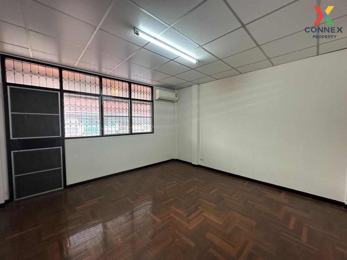 picture For Sale Townhouse/Townhome  , Baan Prapin 3 , MRT-Talad Bang Yai , Bang Mae Nang , Bang Yai , Nonthaburi , CX-127971 ✅ Live chat with us ADD LINE @connexproperty ✅  - 4/10