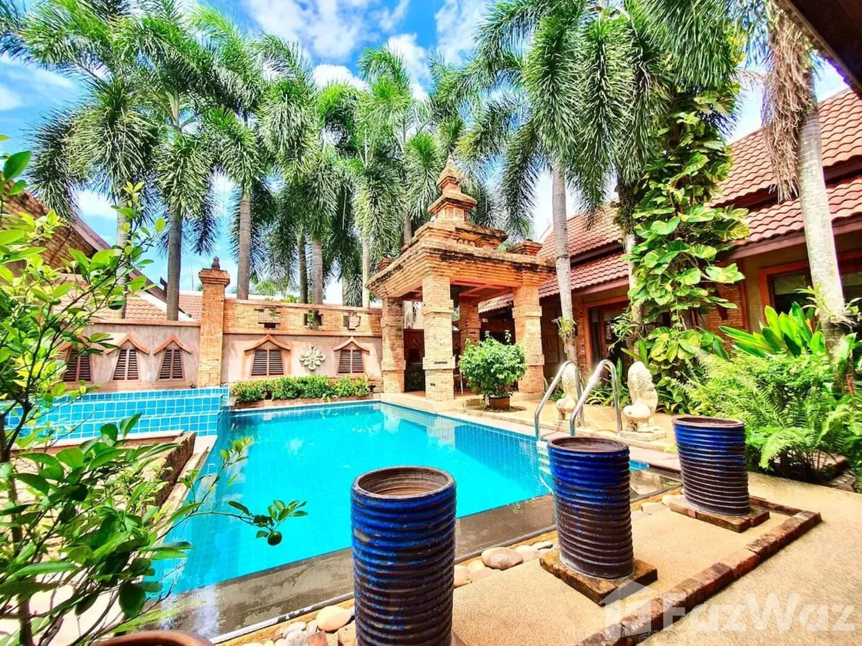 picture Stunning Balinese - Style Villa For Sale - 7/24