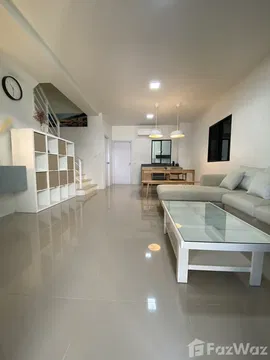 4 Beds Room in 3 Storey Townhome located in Ladprao