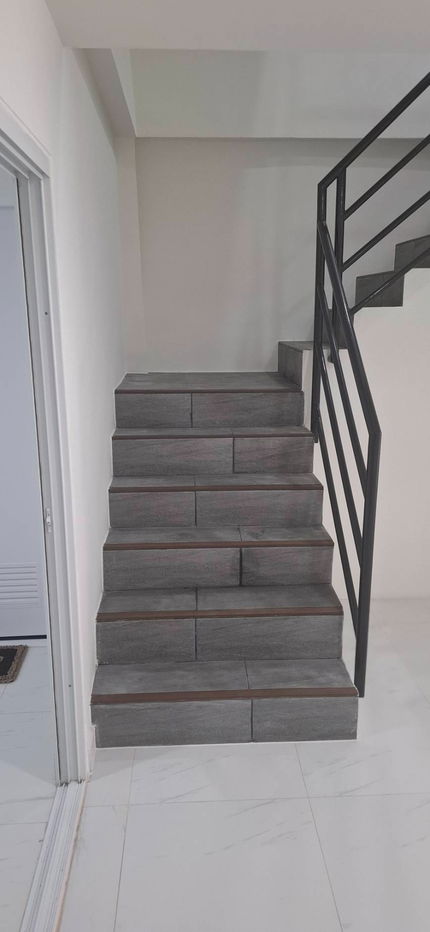 picture 3-storey townhouse, Soi Phaya Suren 17 (renovated) - 4/9