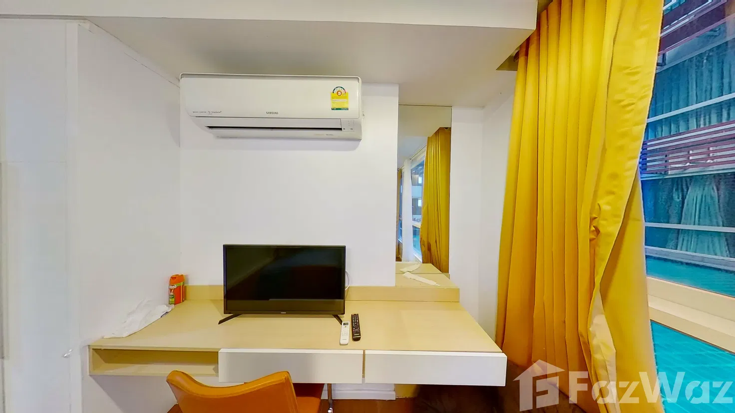 picture 1 Bedroom Condo for sale at 15 Sukhumvit Residences - 3/5