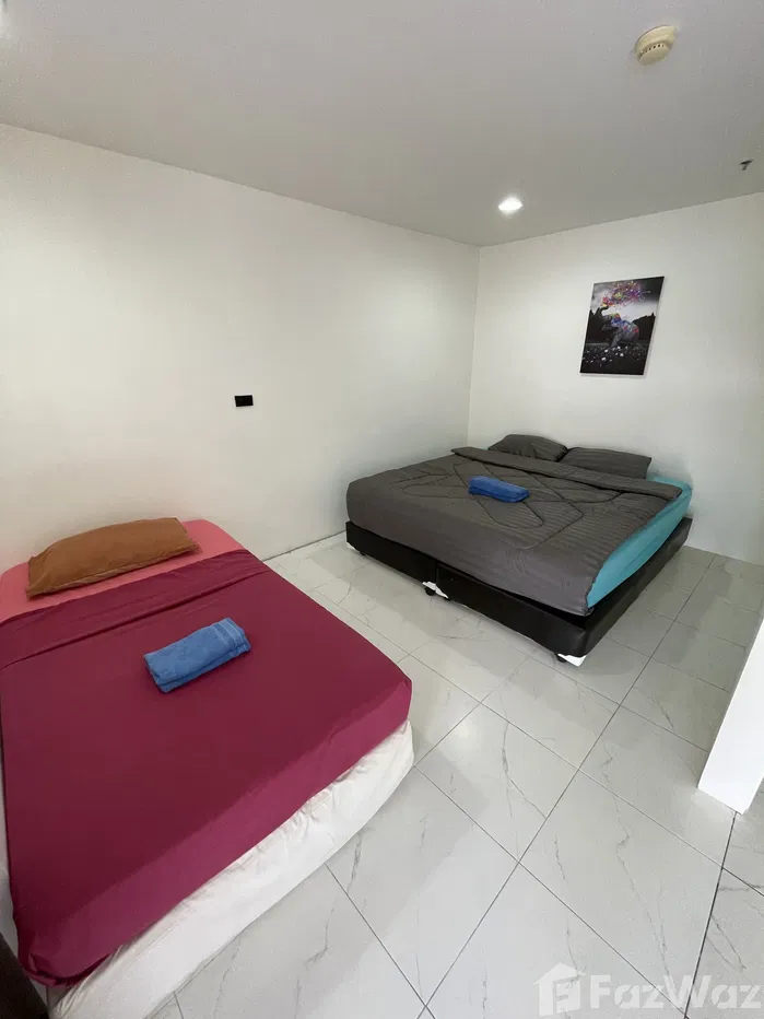 picture Oceanfront Luxury Patong Tower Condo For Sale - 24/51