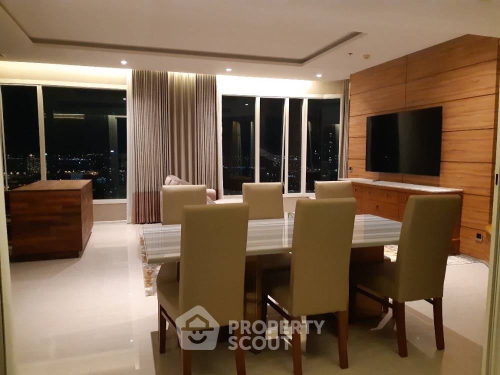 picture 3-BR Condo at Menam Residences in Wat Phraya Krai (ID 1817057) - 2/12