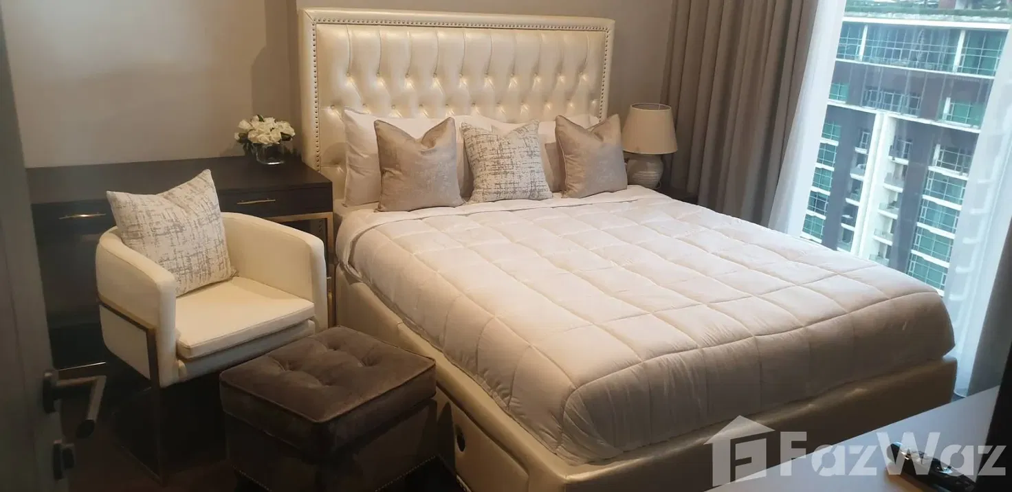 picture one bedroom corner unit, unblocked view for rent 1403990 - 9/11