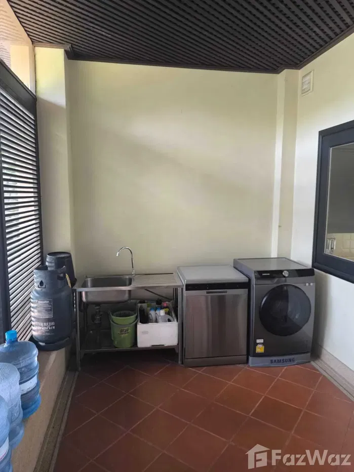picture Large 3 Bedroom apartment with Beach access - 13/36