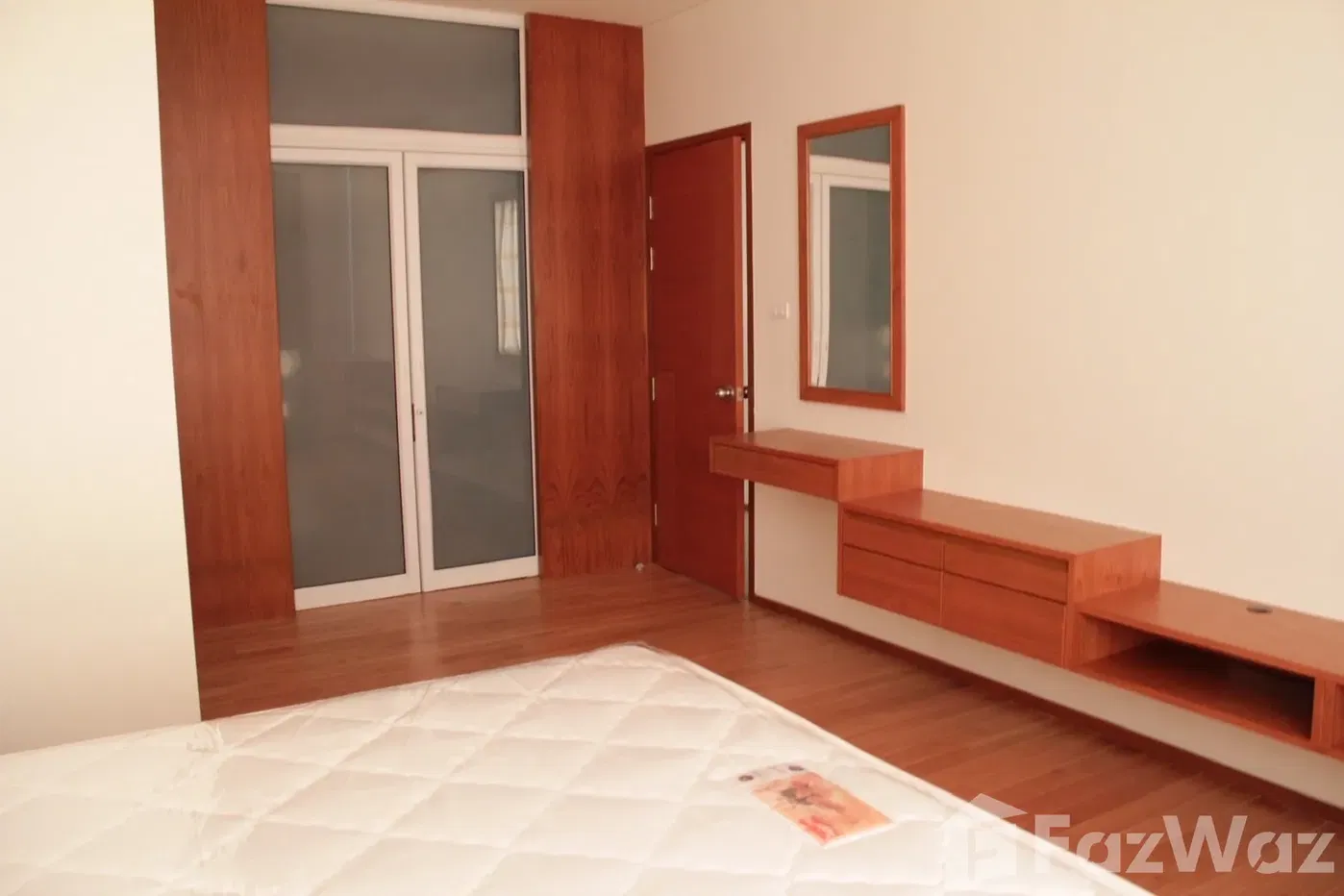 picture . 5645640 - 6/7