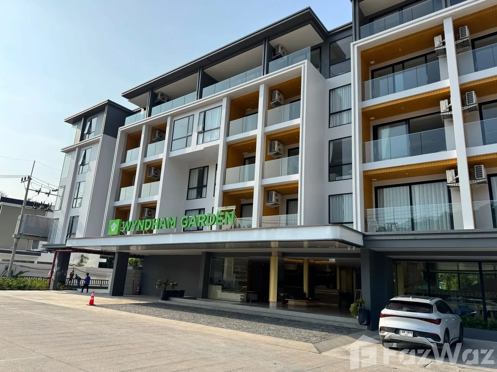Only 200 meters away from the beach 5370523