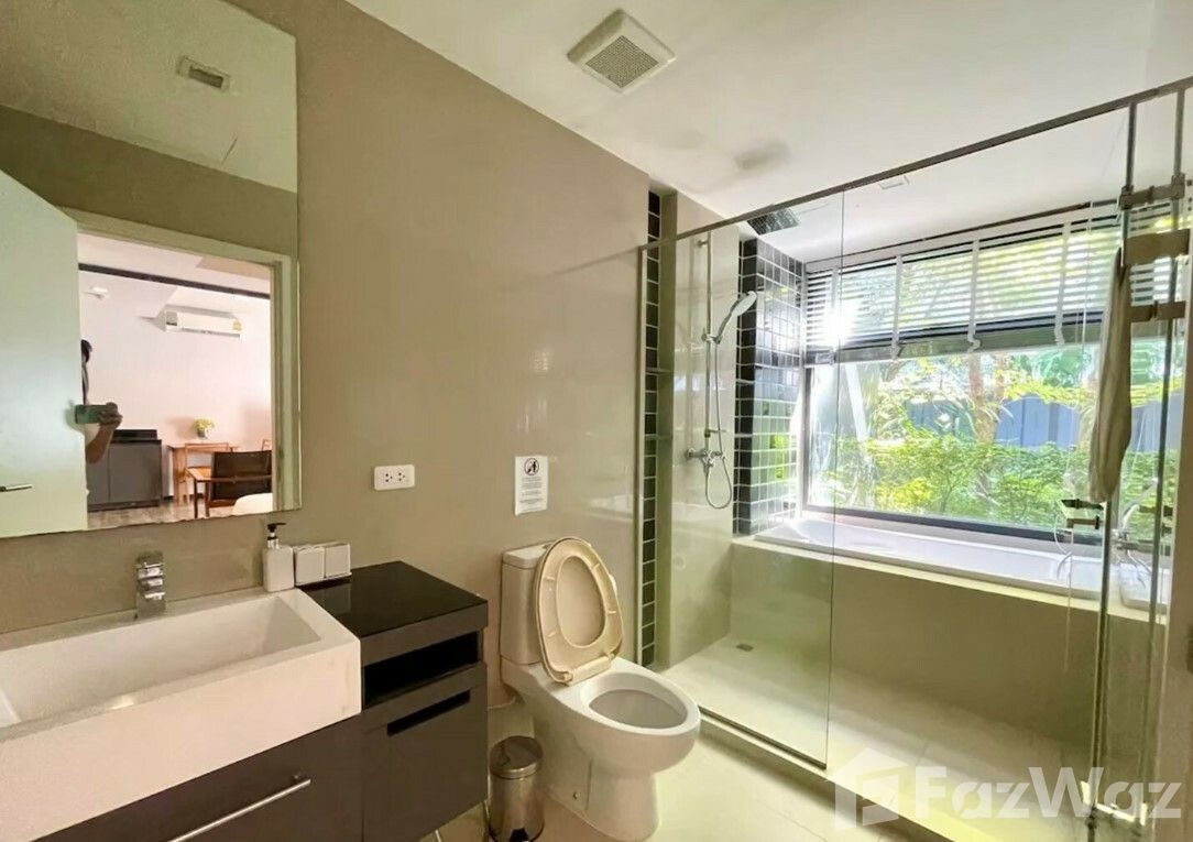Invest in Luxury and Sophistication at The Deck Patong 1162946 - image 2