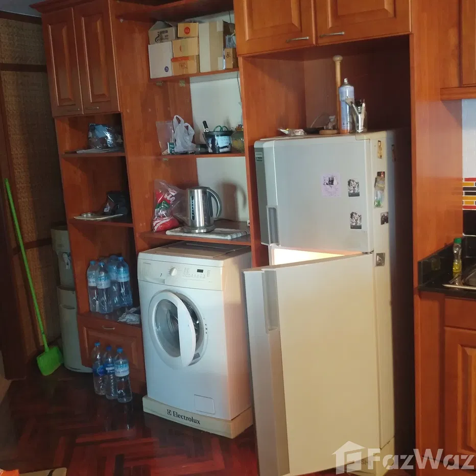 picture Spacious beachfront condo for sale - 12/12