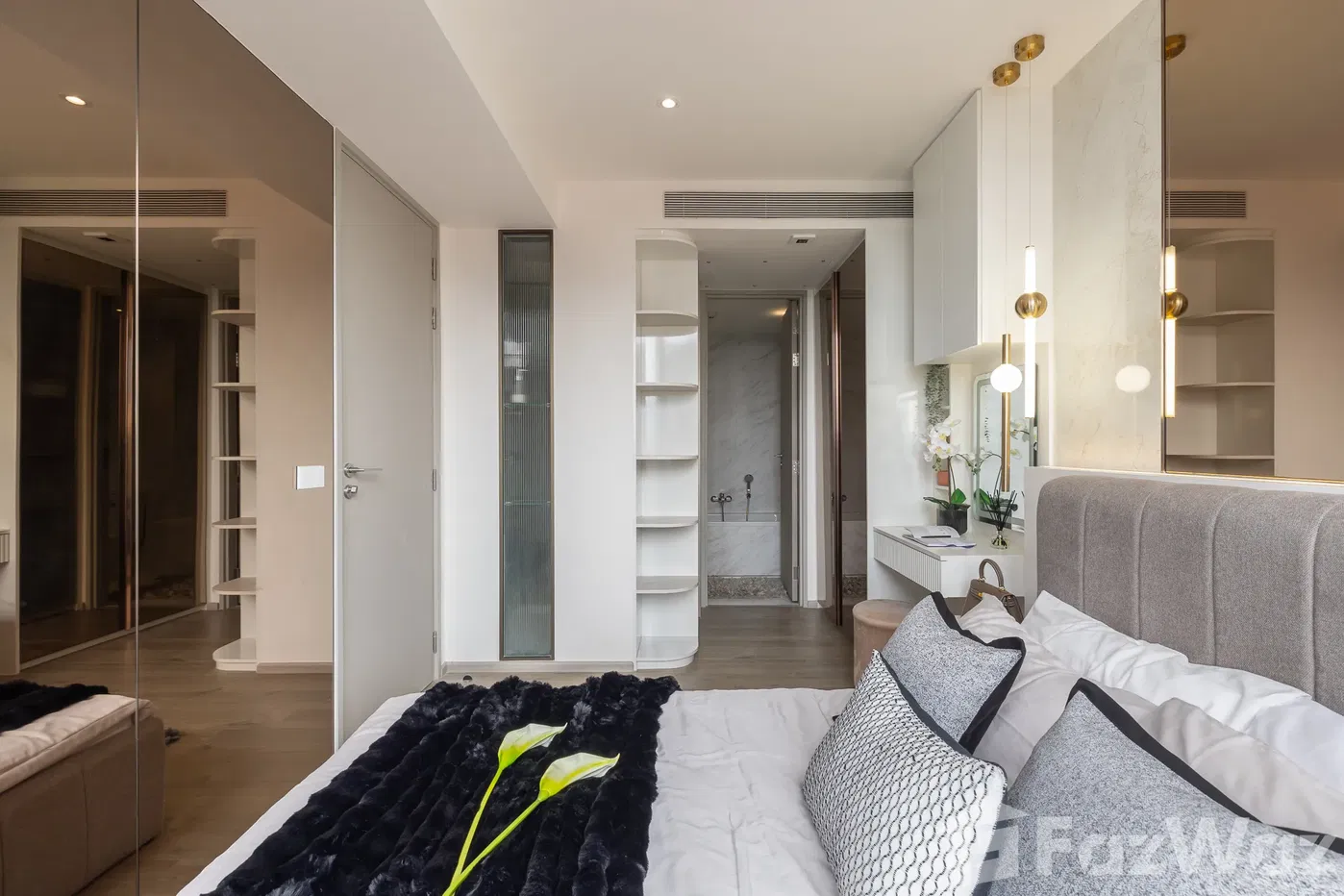picture Bright 2 bd, 2 bathroom apartment close to metro. - 23/33