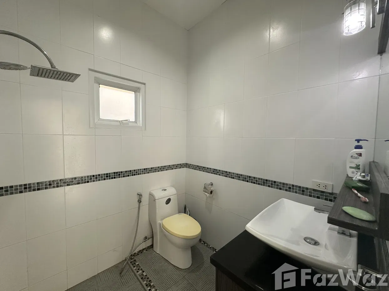 picture Large Private 4 Bedroom Pool Villa with Guest House - 11/31