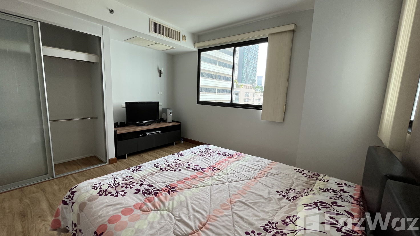 picture Luxury Living in Khlong Toei Nuea: Savour an Urban Oasis Today! - 11/13