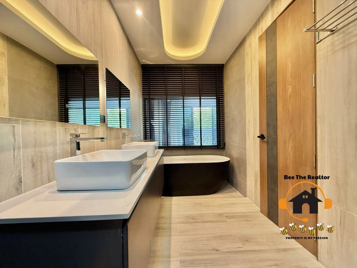 picture Luxury Pool Villa for Sale – Mabprachan Area - 17/29