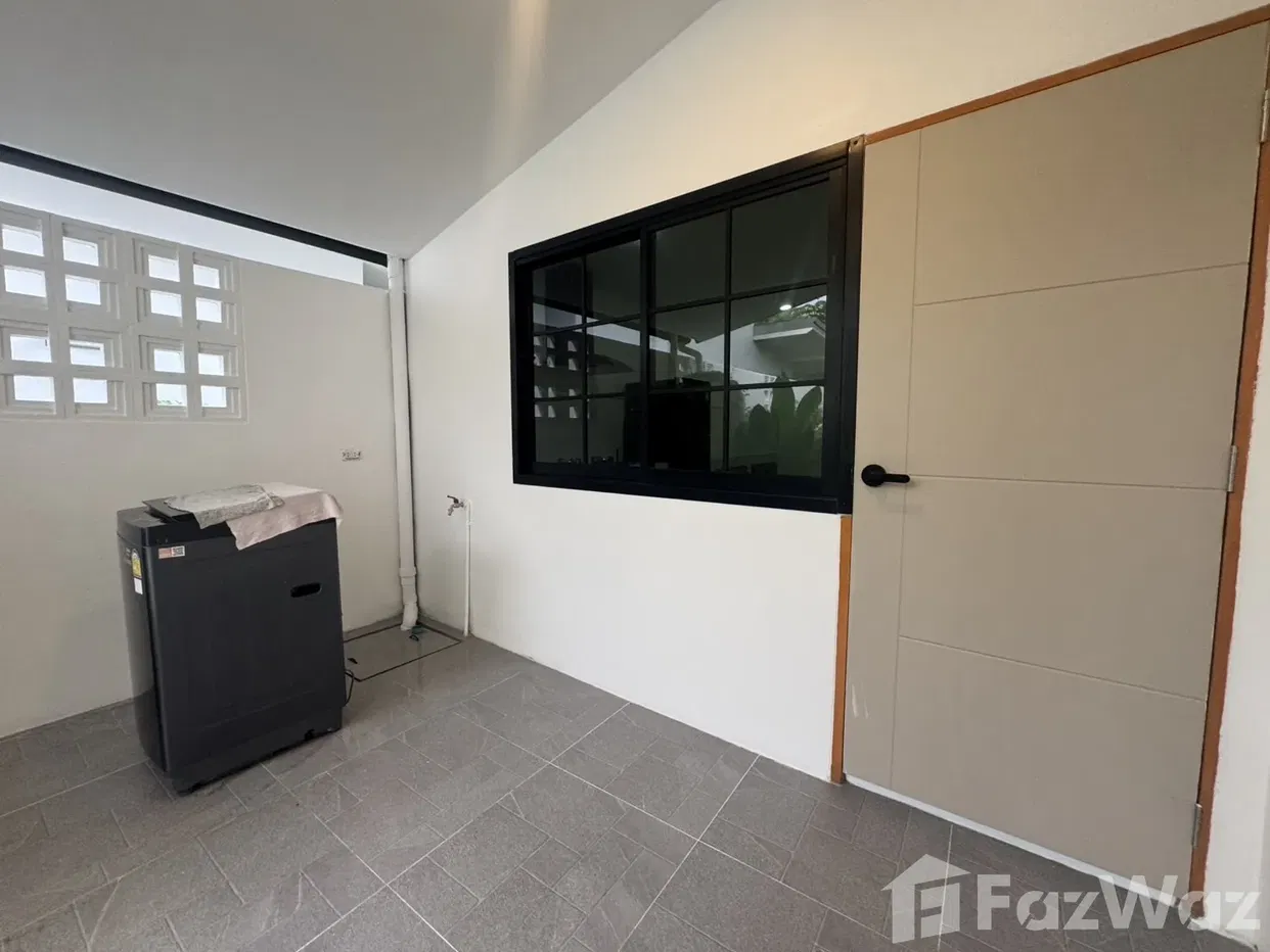 picture Renovated 3BR Semi-Detached House in Prime Chalong Location - 6/24