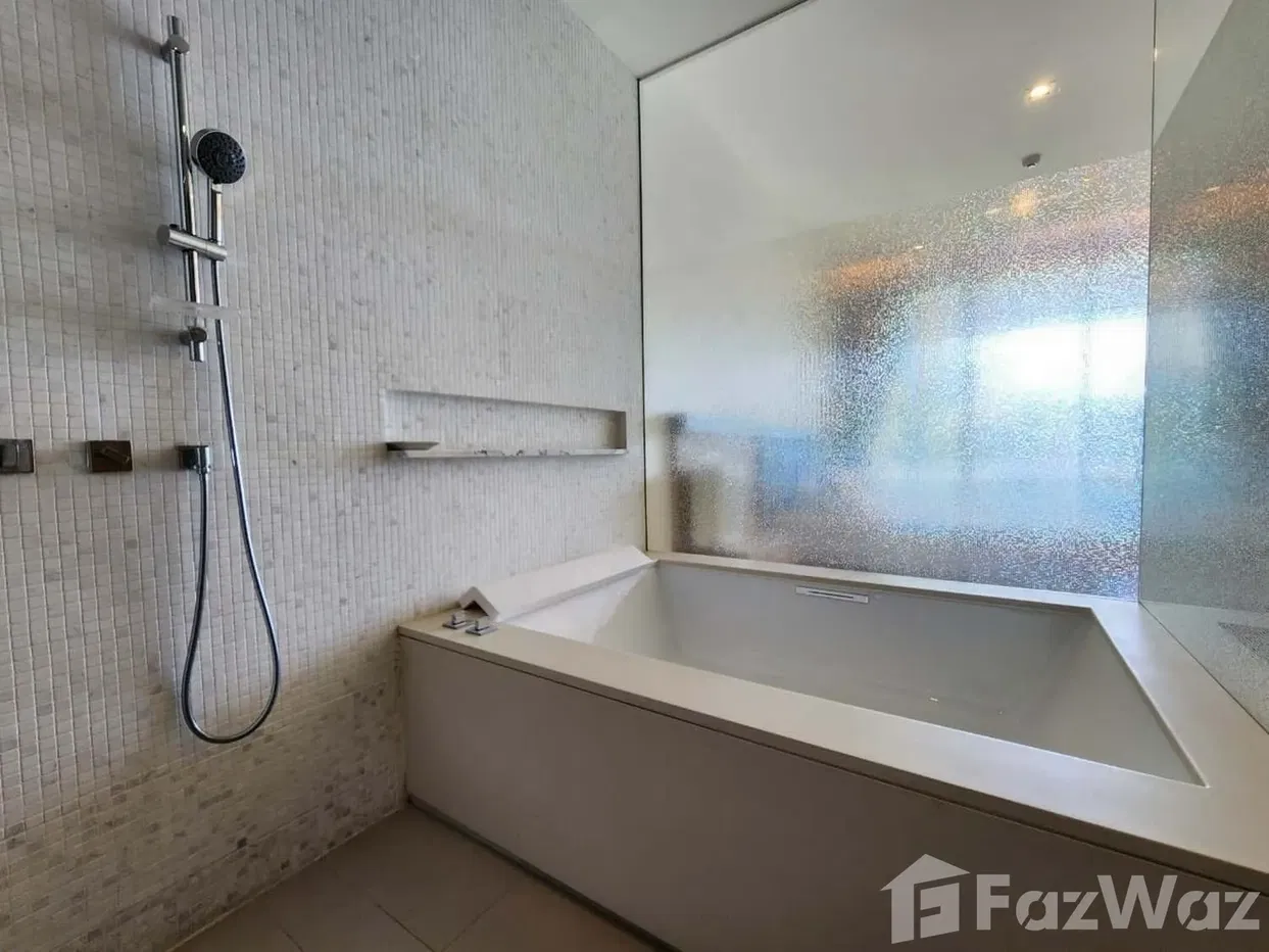picture Beachfront Condo in Hua Hin at Ocas Condominium (HC284) - 15/26