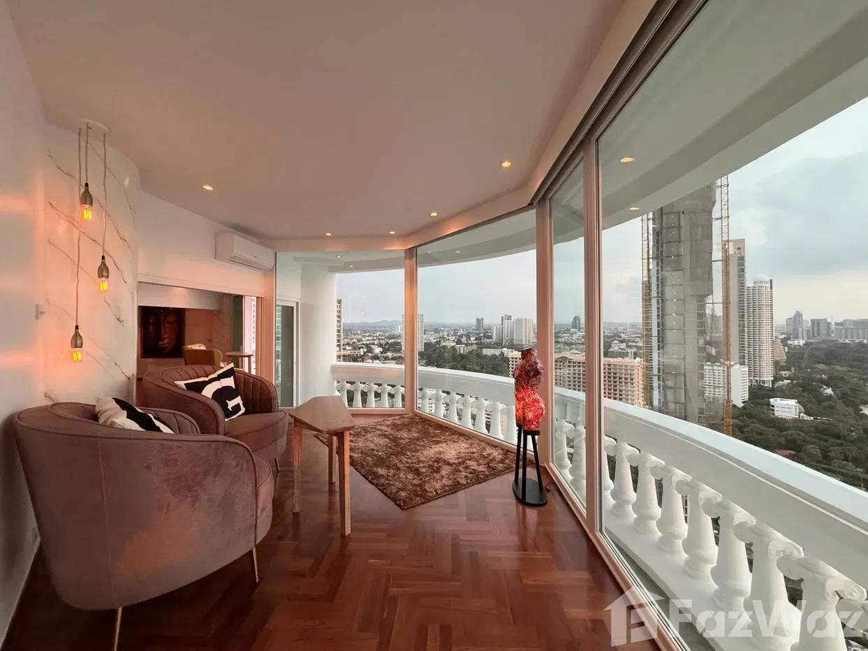 picture "LIVING IN A PICTURE" at Park Beach Condominium - 27/31