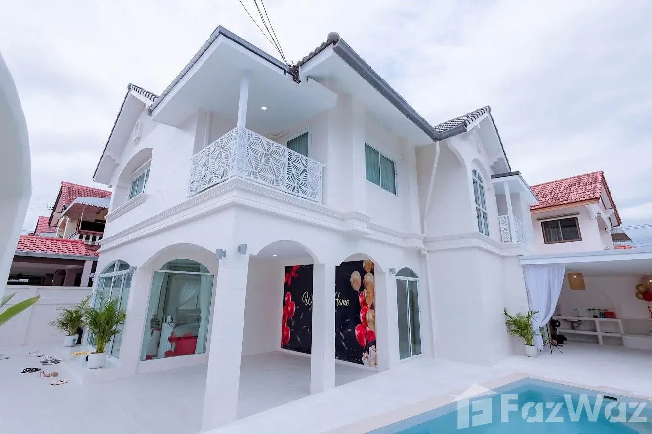 picture 5 Bedroom Villa for sale at Country Club Villa - 1/14