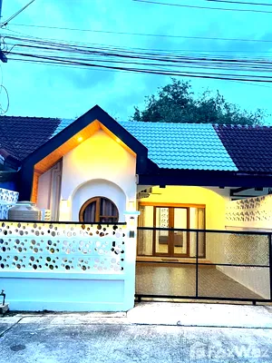 Houses for rent Phattana Thong Thin Road Phuket : 2 Bedroom House for rent at Baan Suksan Wichit