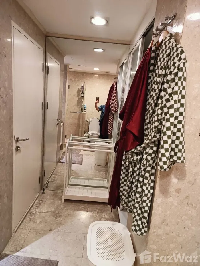 รูป . 5651878 - รูปที่ 8/14