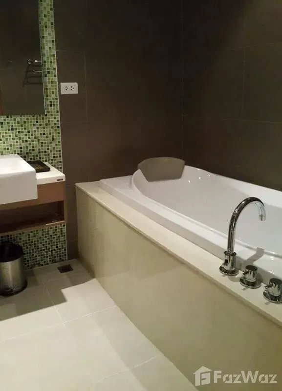 picture 2 Bedroom Condo for sale at Kathu Golf Condo - 5/6