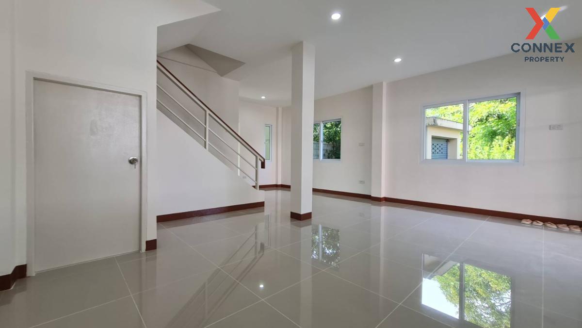 picture For Sale Townhouse/Townhome  , Park Village 4 Sarasas - Ratchapruek , corner unit , newly renovated , Khlong Phra Udom , Lat Lum Kaeo , Pathum Thani , CX-127993 ✅ Live chat with us ADD LINE @connexproperty ✅  - 5/12