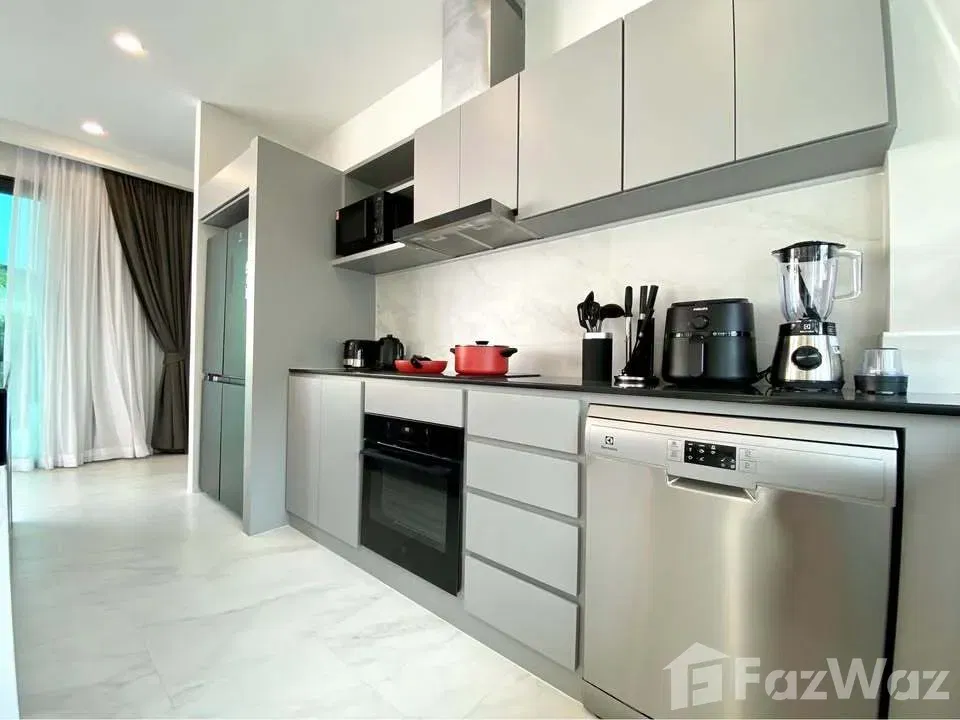 picture 4 Bedroom Villa for sale in Rawai, Phuket - 3/23