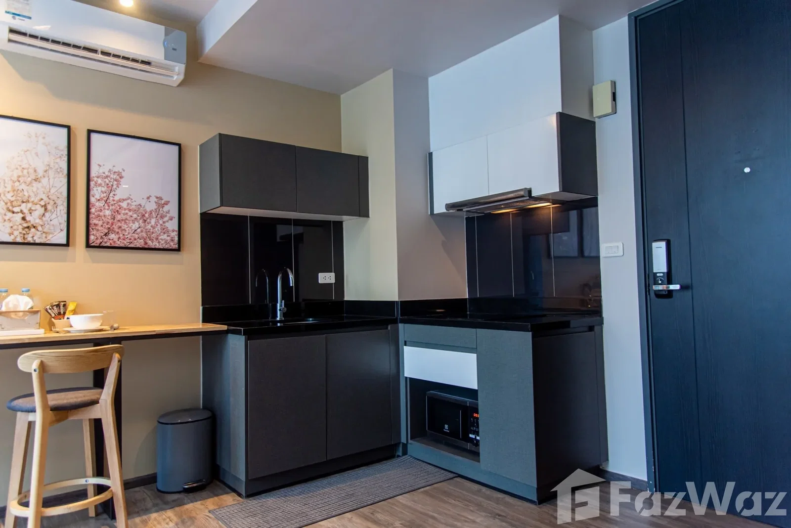 1 Bedroom condo for rent at The Deck Patong 1909669