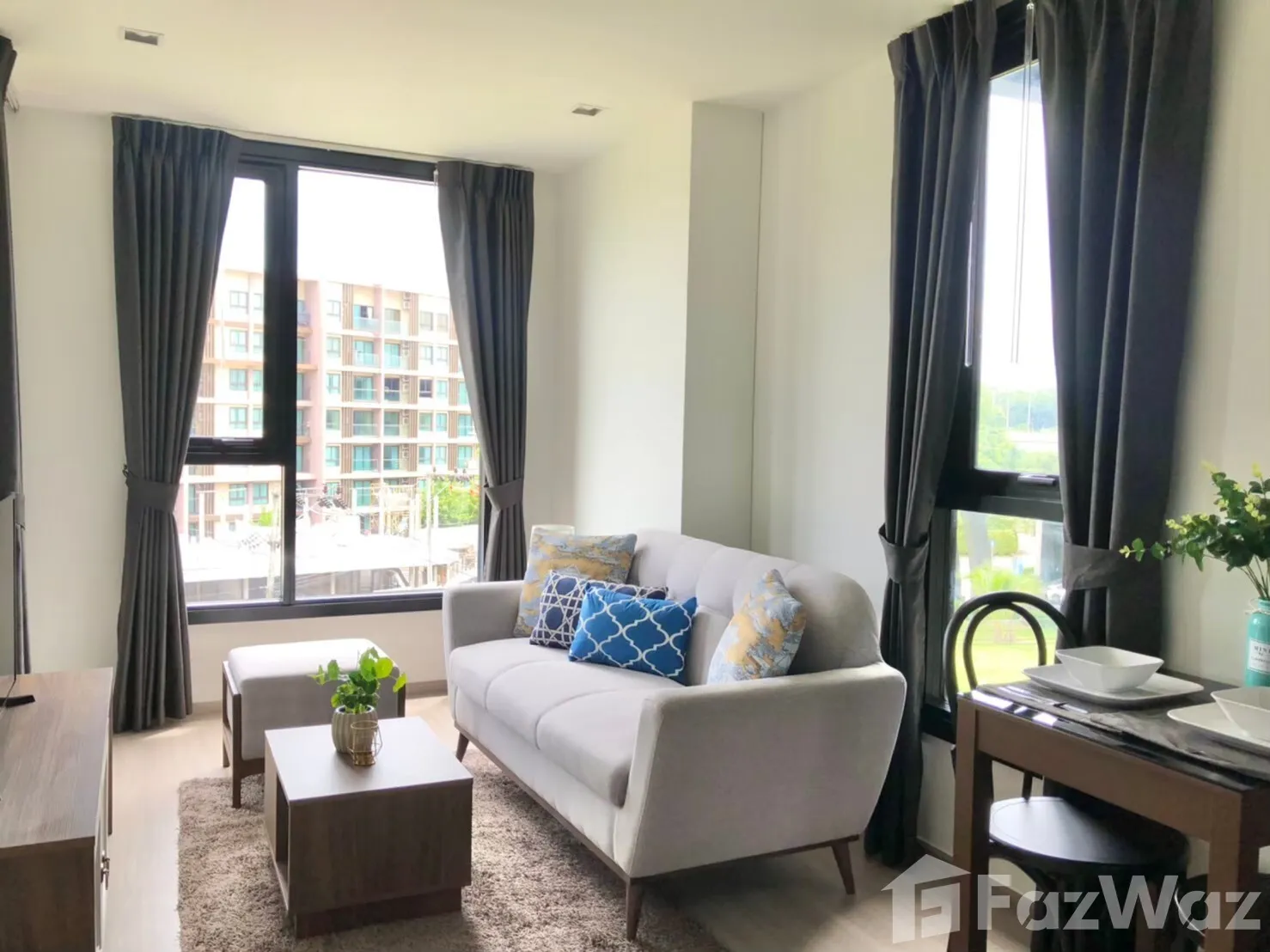 Condo for sale - Mountain-view room with a long-term tenant. 1389320