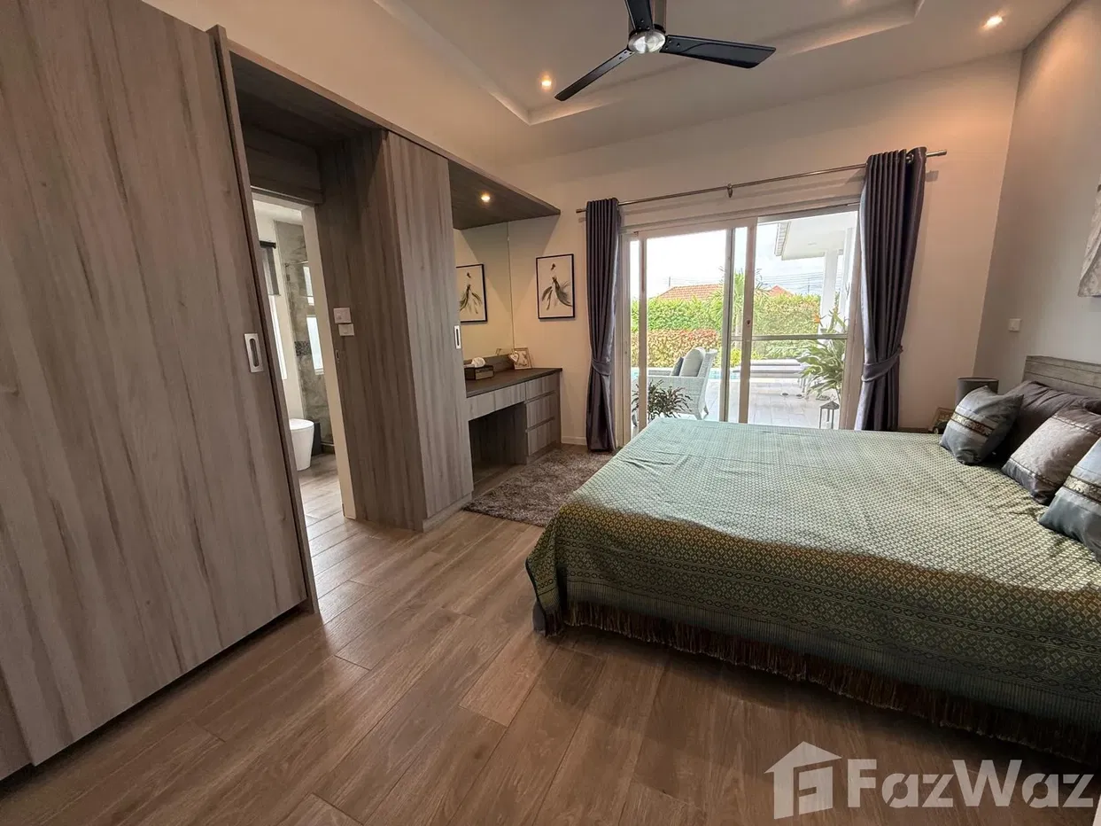 picture Spacious 3 bed 2 bath Home with Scenic Views and Privacy - 39/50
