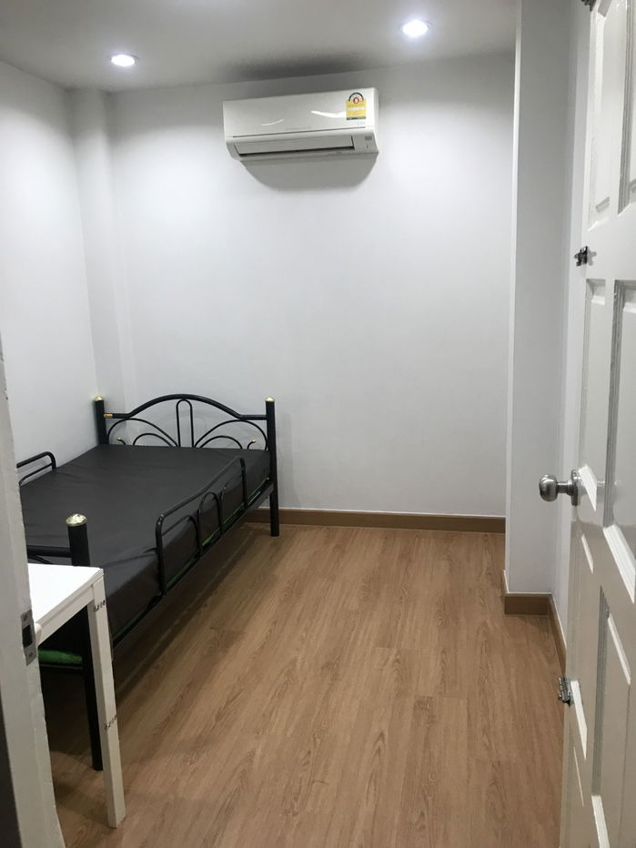 picture For Rent at 3-storey house, Soi Pracharat Bamphen 26 - 4/15