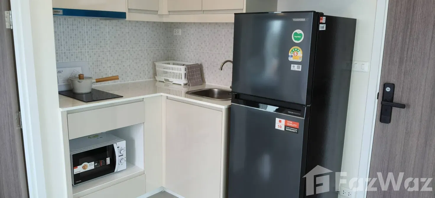 picture Fully furnished top floor condo with great city view - 5/10