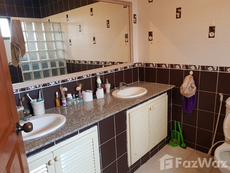 picture 4 Bedroom Villa for sale at Lakeside Court - 41/48