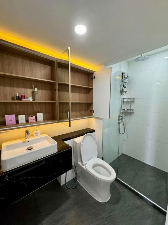 รูป Knightsbridge Space Ratchayothin ติดรถไฟฟ้า พหลโยธิน 24 เดินทางง่าย ฟรีไวไฟ Duplex ขนาด 40 ตรม.   - รูปที่ 13/13