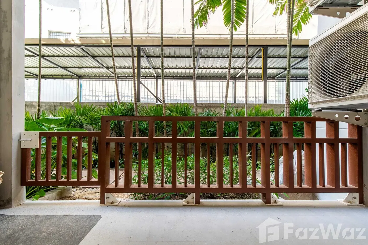 picture Duplex unit, Garden front - 9/10